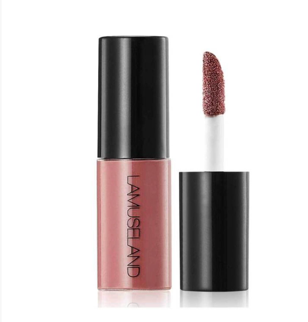 Matte Lip Glaze – Long-Lasting, Non-Stick Liquid Lip Color (12 Shades)